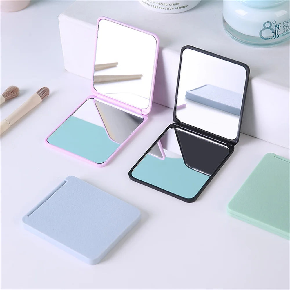 Foldable Mirror