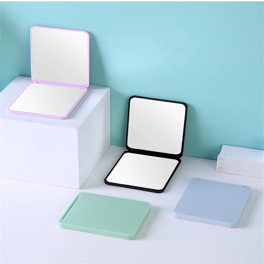 Foldable Mirror