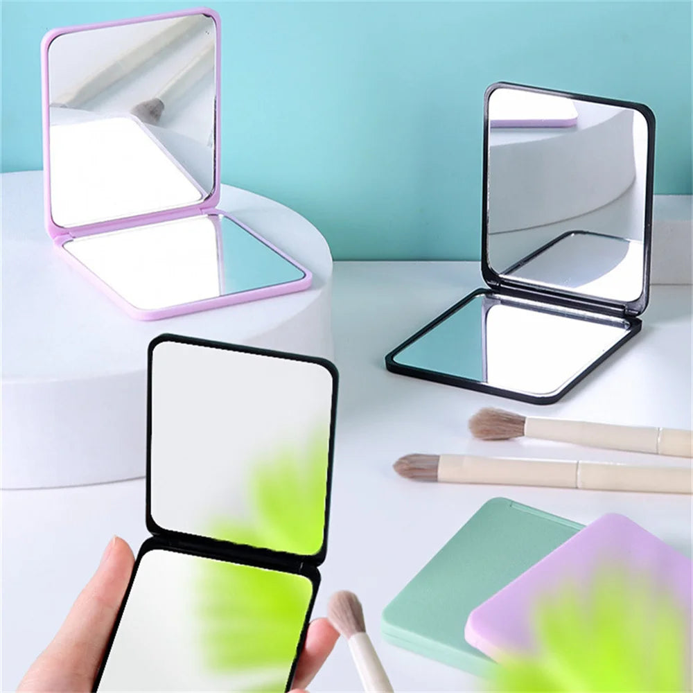 Foldable Mirror